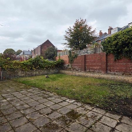 Cosy, Stylish, Leafy And Homely Sheffield Exterior foto